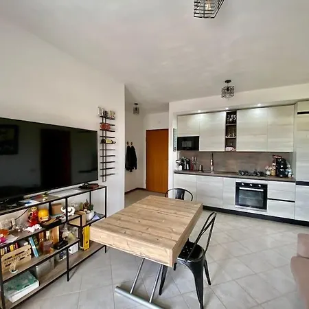 Fit House -appartamento- Apartman Latina